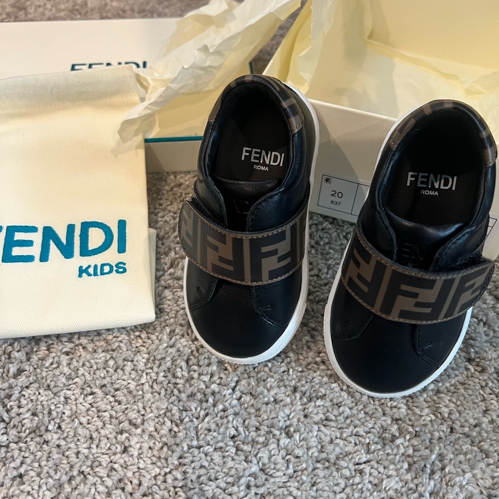 Fendi Kids Black and Brown Shoes